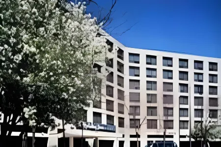Chicago Marriott Naperville Отели рядом с достопримечательностью «Нейпер Сетлемент»