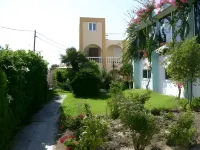 Bayside Hotel Katsaras