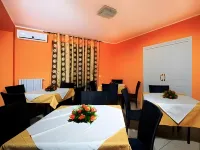 Hotel Acquaplanet فنادق في Paterno