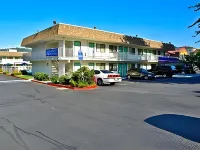 Motel 6 Grants Pass, or