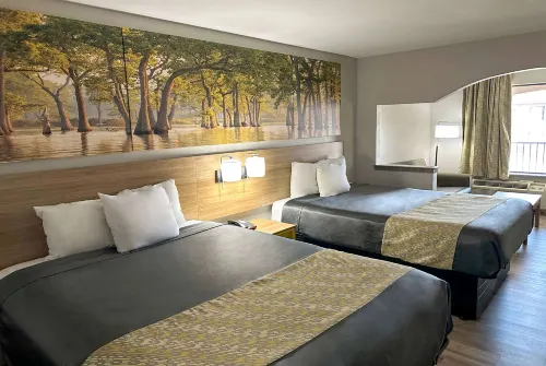 Days Inn & Suites by Wyndham Opelousas Hotels in Opelousas