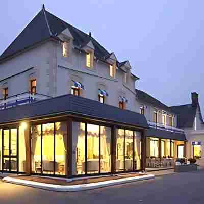 Hôtel - restaurant Les Treize Assiettes - Baie du Mont-Saint-Michel Hotel Exterior