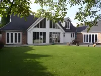 The Thorpe Guesthouse Hotels in Brampton