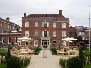 The Crown Hotel