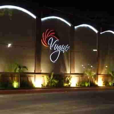 Vox Hotel Hotel Exterior