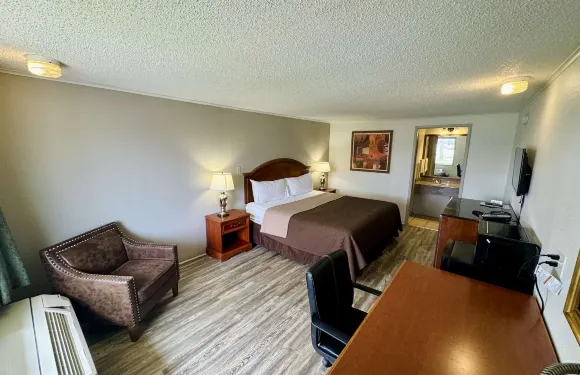 布里奇波特法蘭克幕斯騎士汽車旅館