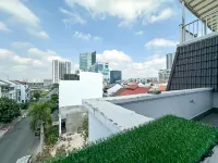 Siris Niko Residence