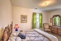 Dog-Friendly Bartlesville Retreat w/ Yard! Hotels near Med Club