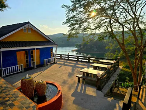 รูปภาพของLove Bridge House Hotels บ้านสะพานรัก@ที่พักสังขละบุรี