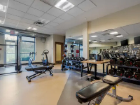 Best Western Plus Sawridge Suites Hotels in Fort McMurray