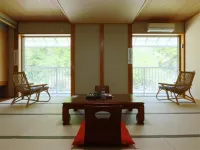 切明河畔之家 屋敷溫泉附近的飯店