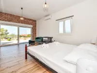 Vulelija Holiday Home