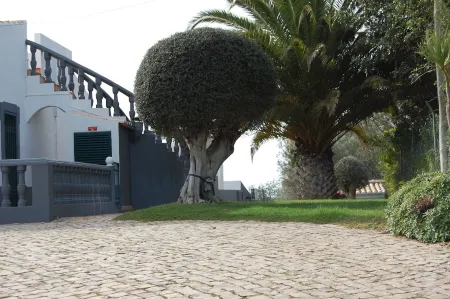 Charming 3-bedroom villa with WiFi and heating