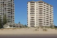 The Breakers Hotels in Surfers Paradise
