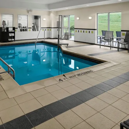 Fairfield Inn & Suites Bedford