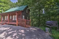 Dog Friendly Quiet Chalet Hot Tub Fireplace Các khách sạn ở Sevier County