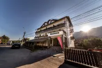 Suru Hotel & Restaurant Hotels in 