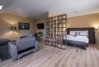Kistücsök Food & Room Hotel di Balatonszemes