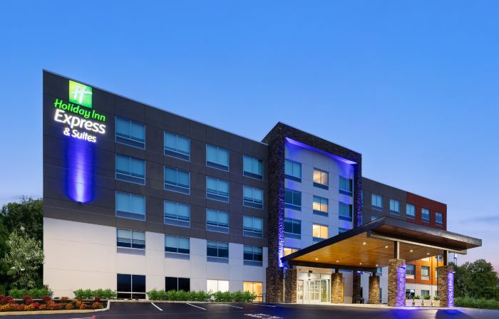 Holiday Inn Express & Suites WAYNESBORO EAST by IHG