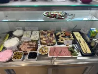 Meliton Inn Hotel & Suites by the Beach - breakfast