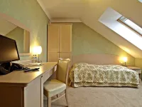 Hotel Fajkier - Kolam Renang