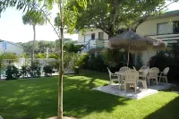 Seaspray Surf Lodge Hotels in Vero Beach