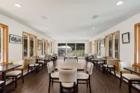 The Palmer House Resort, Ascend Hotel Collection Hotels in Manchester Center