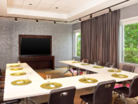 アロフト マイアミ ドーラル ドラールのホテル