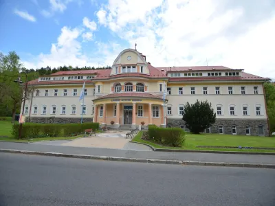Beautiful Apartment in a Spa Resort, Only 2,5 km from the Jáchymov Chairlift - Keilberg Hotels in der Nähe von Ježíškova cesta - 12. zastávka