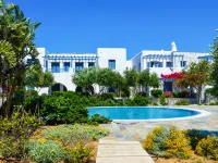 Sanders Paros Gardens - Warm 1-Bdr Apt w Balcony - 3-Star