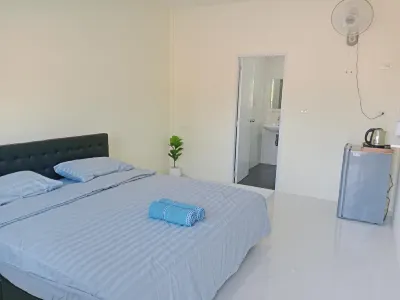 Manon Ni Resort Hotels in Ban Dung