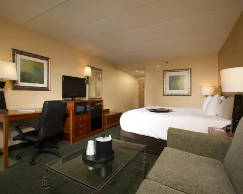 Hampton Inn Alexandria/Pentagon South Hotels in Mason