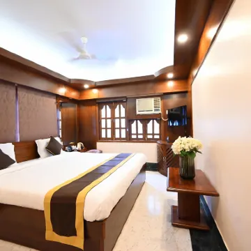 Hotel Pan Asia International シャヒード・ミナール周辺のホテル