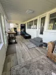 Lakefront home just minutes from wineries. Backyard sunsets!
