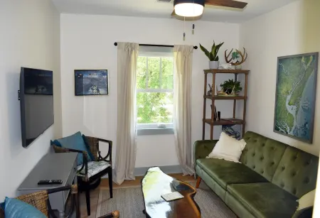 427 Broad Street - Downtown Georgetown