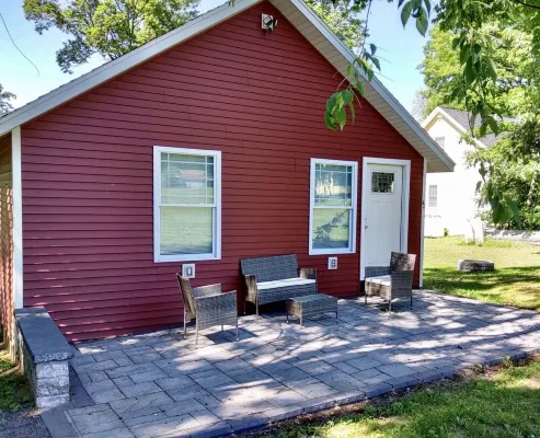 Cozy Cottage in Sandy Pond 2