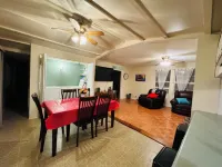 Charming 2-bedroom house by the lake in Dover TN