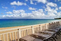 J200 - Closest Unit to Ocean, Corner Suite with Authentic Island Decor 2BD/2BA