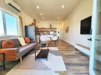 Modern 1-bed guesthome close to DTLA with views