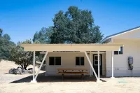 2 Bed/2 Bath Home, 50 Minutes to the Yosemite Valley Entrance