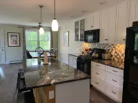 Adventurebrook, Bike, Ski & Hike Out Your Front Door! 0.25 Miles to Lower Lift! Hotel a Burke