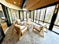 *NEW LISTING* Brand new, luxury, beachfront dream home Hotel a White River Township