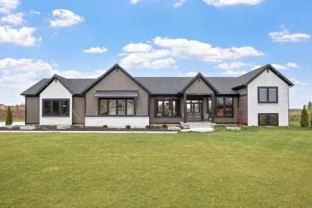 7bd 8bath Hot tub, Pool, Game Room, Sauna, Professional Pickleball Court