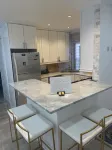 Renovated-Jacuzzi Tub Home NYC/LGA/JFK Washer/Dryer