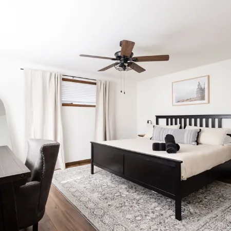 NEW! Family Cabin Retreat in Munds Park w/ Cozy Back Patio & Loft