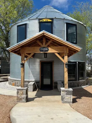 Silo Junction Cabin C