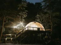"Home Sweet Dome" MODERN TREEHOUSE STAY w/ Hot Tub Hotels in Wolfe County