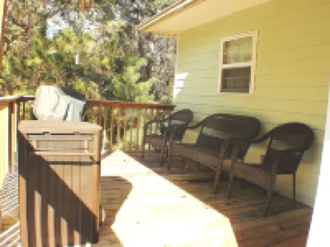 #1 rental in Steinhatchee, affordable, convenient, comforts of home. Hotels in Steinhatchee
