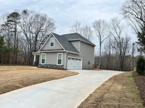 New! Charming New Modern 4/2.5 Home in Clemson SC - Just 5 minutes to Clemson U