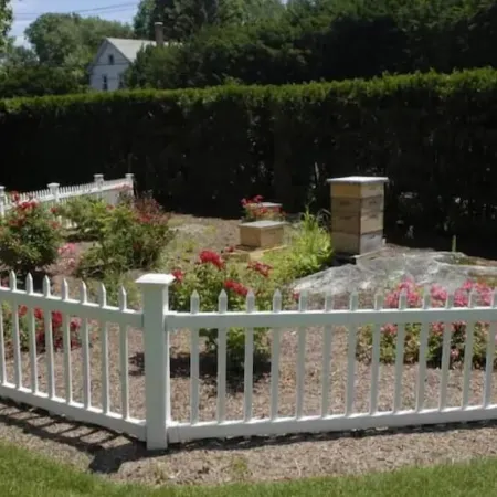 Cozy Villa Spa Retreat - Near Mohegan, Hot Tub, Pools, Sauna, Spa on Premise